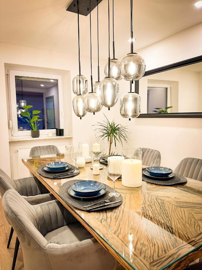 Schoenes Modernes Einfamilienhaus Fuer 1 Bis 6 Personen Rimpar Exterior foto